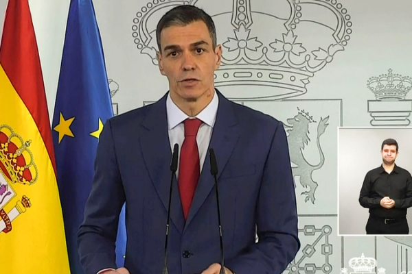 Spain's PM Sanchez Stands for Peace, Rejects US Trade Threats 🌍✌️