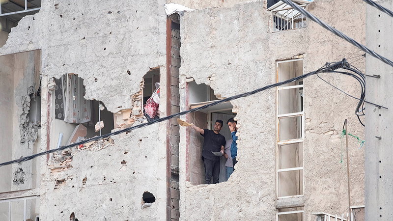 US_Israel_Strikes_on_Iran_Nuclear_Sites_Amid_Ceasefire_Talks video poster