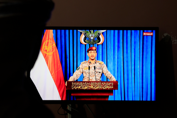 Houthis Escalate Strikes on Israel in Coordinated Attacks 🌍💥