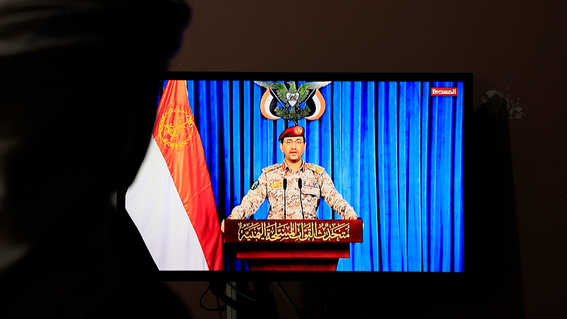 Houthis Escalate Strikes on Israel in Coordinated Attacks 🌍💥