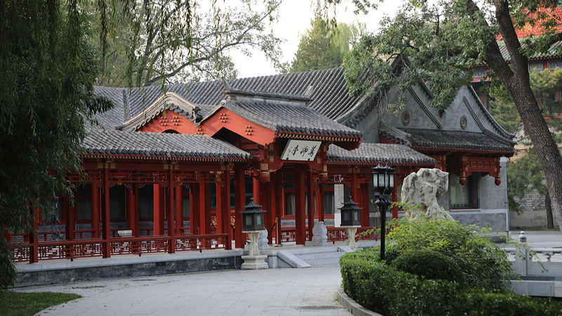 China Welcomes Global Firms Amid Innovation Drive 🌍💼