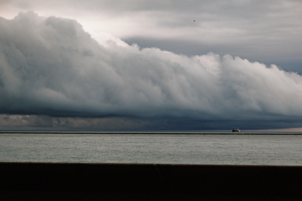 Blizzard Chaos Hits US: Flights Grounded, Power Outages Worsen 🌪️✈️💡