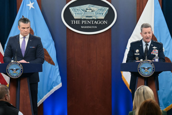 US-Iran Tensions Reach Critical Point as Pentagon Warns of 'Decisive' Days 🌍💣