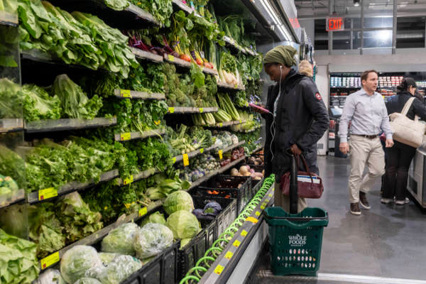 US Fuel Prices Soar as Middle East Tensions Escalate 🚨⛽