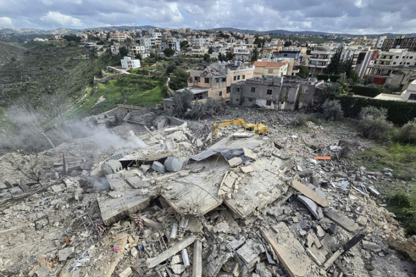 Tensions Rise Along Israel-Lebanon Border: Live Updates 🚨 video poster