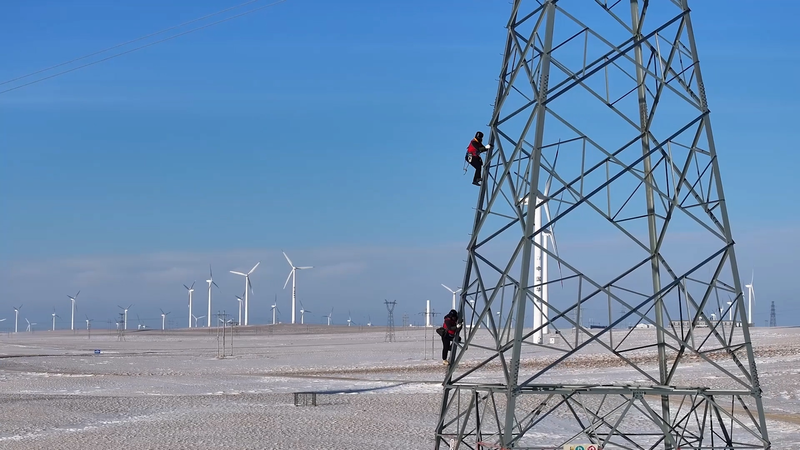 Xinjiang Fuels China's Green Revolution with Record 304B kWh Energy Surge 🌱⚡ video poster