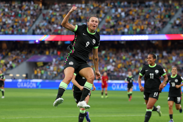 🇦🇺 Australia Edges China 2-1 in Thrilling Asian Cup Semifinal! ⚽