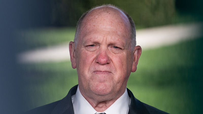 ICE Steps In as Airport Security Chaos Deepens Amid DHS Shutdown 🛂✈️