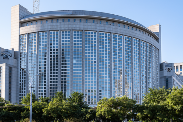 China Evacuates 470+ Nationals from Iran Amid Rising Tensions 🚨🌍