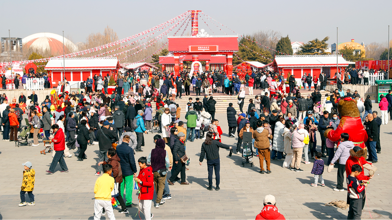 YV95OP3SM0G6V9872TH1 - 🌍NewspaperAmigo – Your Global News Buddy 🗞️ China and Russia Strengthen Ties Through Cultural Exchanges 🌏🤝