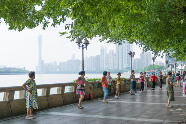 Rural Tech Meets Healthcare: China’s 2035 Wellness Vision Takes Shape 🌏💉