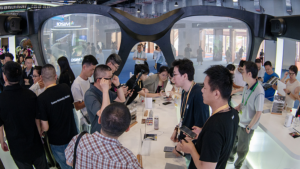 China's Consumer Market Shifts: From Global Buyers to Global Sellers 🌍🛍️