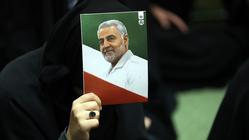 Soleimani's Daughters Deny US Arrest Claims of Kin 🇮🇷⚖️