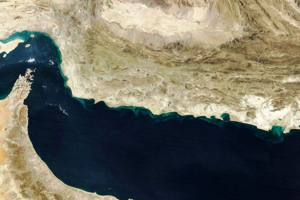 🌊 Iran Port Restrictions Enforced, Global Trade Impact Feared