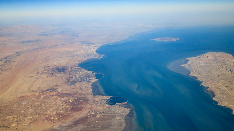 🌊 Strait of Hormuz Adopts Dual Routes Amid Tensions