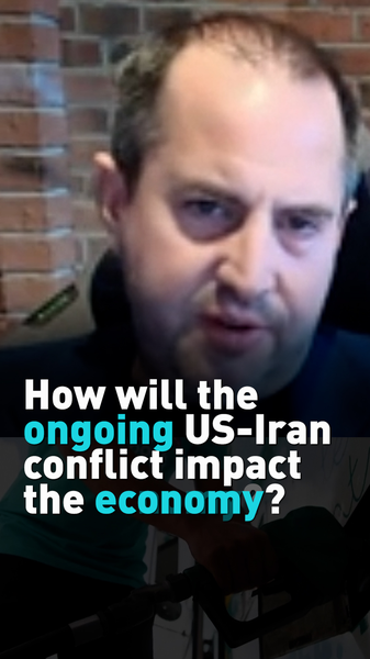 2VAHG0A13QN5WFIZBQ72 - 🌍NewspaperAmigo – Your Global News Buddy 🗞️ US-Iran Tensions Fuel Global Economic Uncertainty in 2026 🌍⚡ video poster