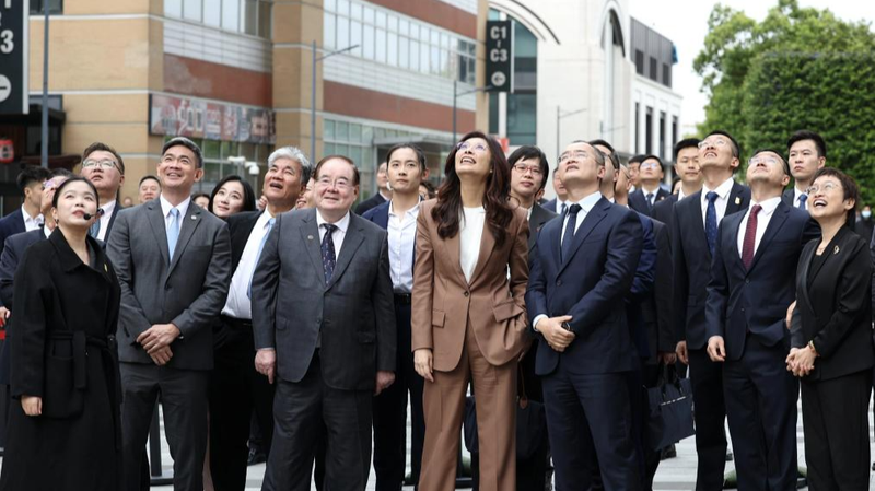 KMT Leader Champions Cross-Strait Peace During Shanghai Tech Tour 🚄✈️