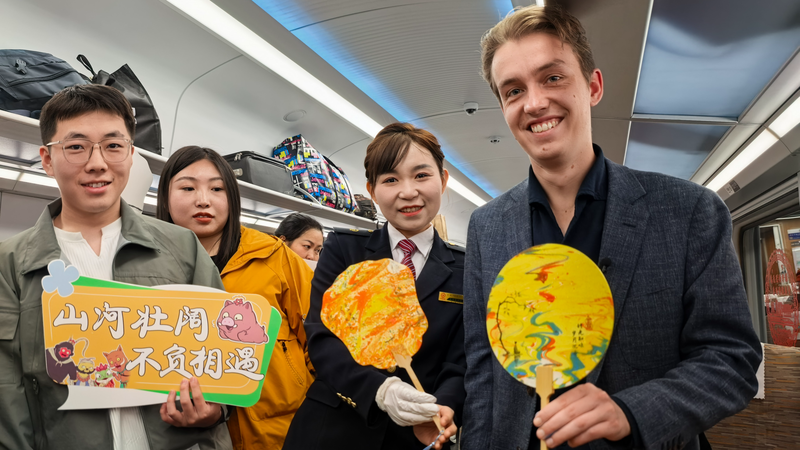 British Explorer Rides Movie-Themed Train to China's Qikou Ancient Town 🚄🎬