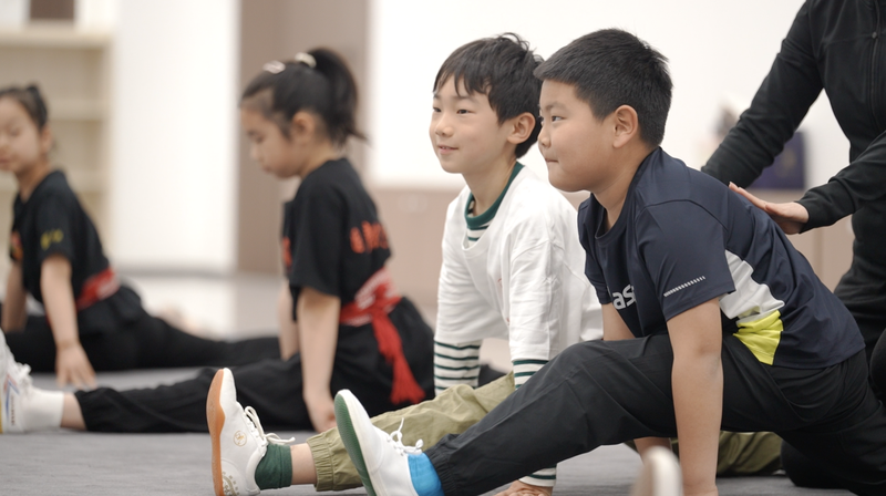 Peking Opera Reimagined: Capturing Gen Z's Imagination 🎭✨ video poster