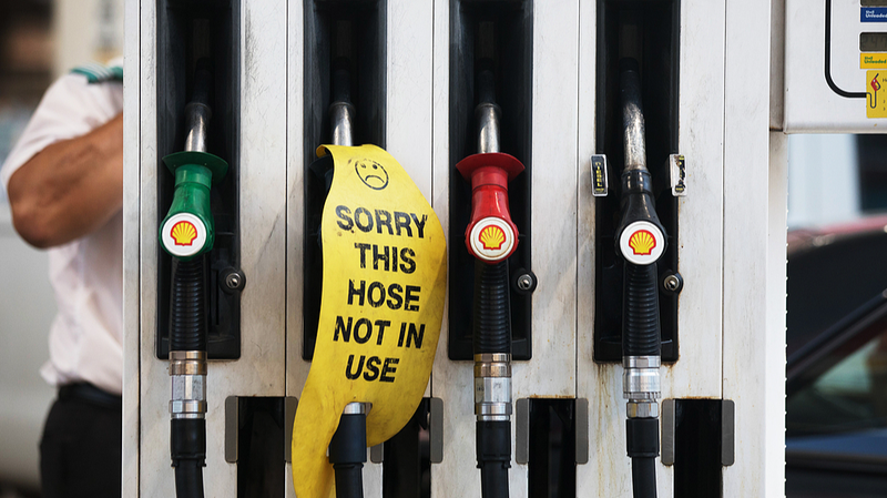 5HNEHKVC3OC0DFXLKOQE - 🌍NewspaperAmigo – Your Global News Buddy 🗞️ Australia Faces Fuel Crisis: Hundreds of Stations Run Dry 🚗💨