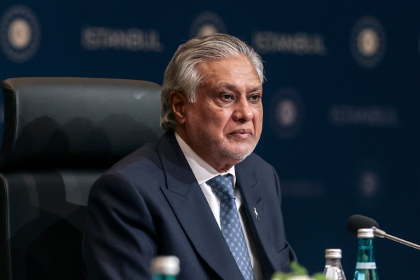 Pakistan Pushes for US-Iran Dialogue Amid Middle East Tensions 🌍✌️