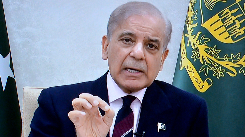 Pakistan PM: US-Iran Ceasefire Holds as Peace Talks Continue 🌍✌️