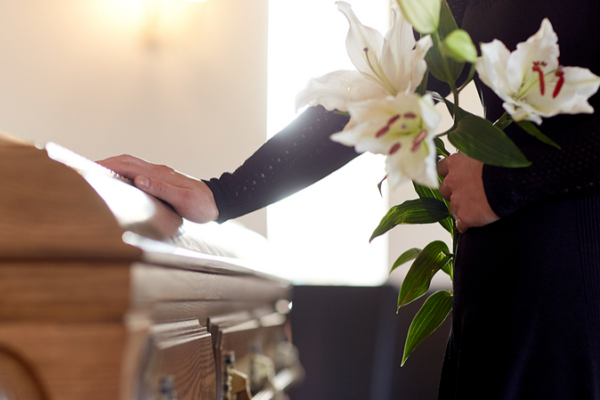 China Overhauls Funeral Rules for Fairer, Transparent Services 🌸⚖️