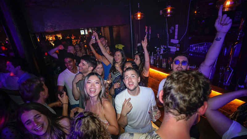 London Nightclubs Reinvent Nights Out as Alcohol Sales Dip 🎧🍹