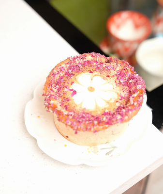 Naan Coffee Craze Hits Kashi: Xinjiang’s Tasty Tradition Meets Modern Brew ☕✨ video poster