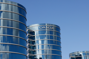 Oracle Axes 10,000 Jobs Amid AI Expansion Push 💼🤖