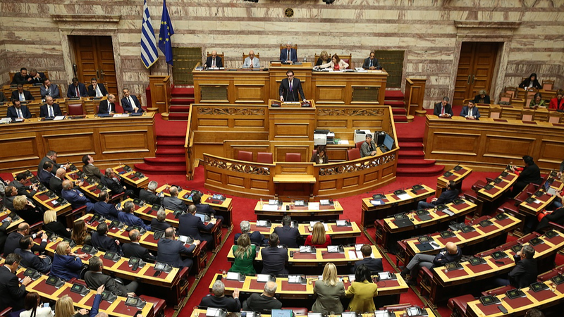Greek Minister Resigns Over Degree Scandal Amid Political Turmoil 🌍✊