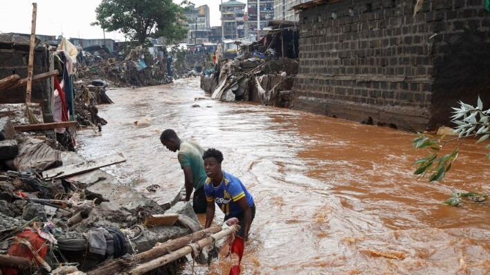 Nairobi Floods Highlight Urban Planning Crisis 🌧️🏙️ video poster