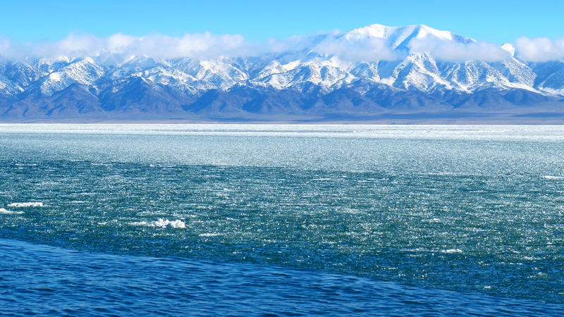 Sayram Lake’s Ice Ballet: Winter’s Final Masterpiece 🌊❄️ video poster