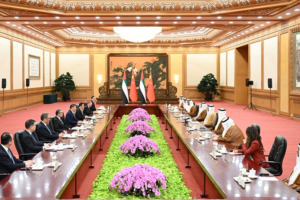 Xi Unveils Middle East Peace Plan, Stresses Dialogue Amid Tensions 🌍✌️