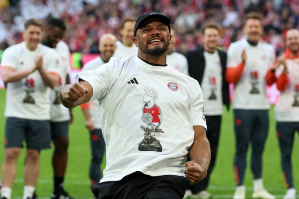 Bayern Munich Clinch 35th Bundesliga Title in Thrilling 4-2 Victory 🏆⚽