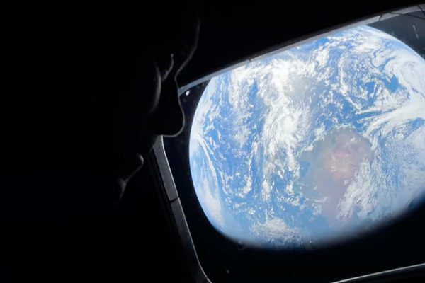 Artemis II Crew Prepares for Historic Lunar Flyby 🌕🚀 video poster