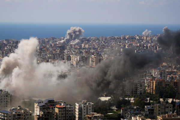 Iran-US Ceasefire Talks Begin in Pakistan Amid Regional Tensions 🌍✌️