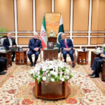 Pakistan Mediates US-Iran Ceasefire: Bhutto Zardari Urges Diplomacy 🌍✌️ video poster