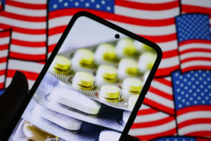Trump’s 100% Pharma Tariff Shakes Global Drug Market 🌍💊