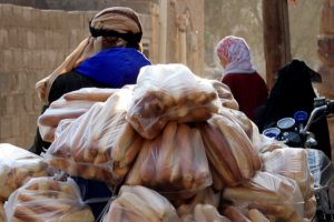 Hormuz Blockade Sparks Global Food Crisis Fears 🌍🚢💸