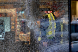 Kyiv_Shooting_Leaves_6_Dead__14_Injured_in_Hostage_Crisis