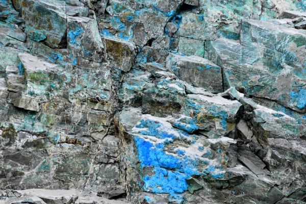 Russia Strikes Gold: 276 New Mineral Deposits Found in 2025 🌍⛏️