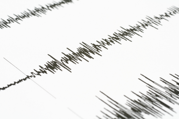 Major 7.4 Quake Hits Japan, Tsunami Warnings Issued 🌊🇯🇵 video poster