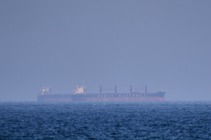 Iran Tightens Grip on Hormuz Amid US Tensions 🌊⚔️