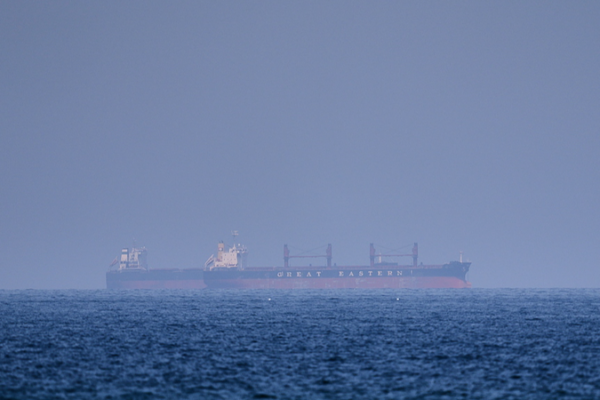 Iran Tightens Grip on Hormuz Amid US Tensions 🌊⚔️