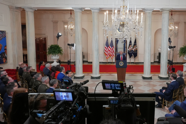 Trump's Iran Ultimatum Sparks Global Tensions 🌍💥