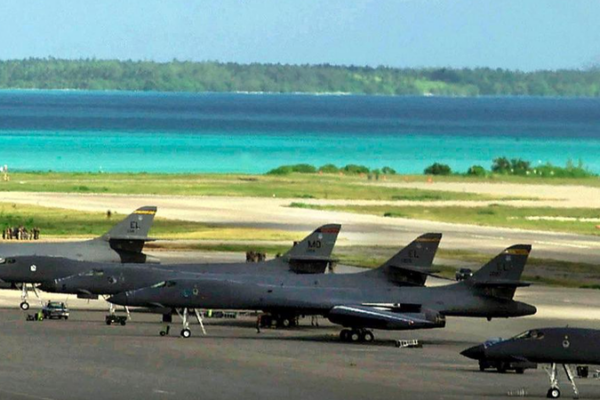 UK Pauses Chagos Islands Return Amid US Pushback 🌍⚓