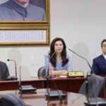 KMT Leader's Mainland Visit Sparks Hope for Cross-Strait Peace 🌏🤝