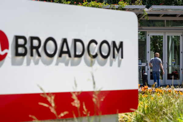 Broadcom & Google Team Up for Next-Gen AI Chips Through 2031 🚀