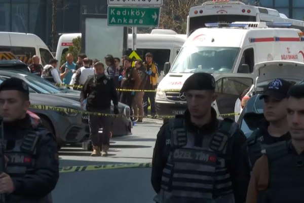 Shooting_Near_Israeli_Consulate_in_Istanbul_Leaves_3_Dead video poster